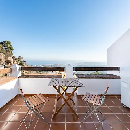 Sierra Mar Penthouse Apartman *